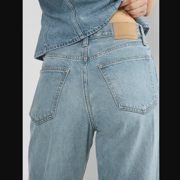 NWT Aritzia Denim Forum 90s So-Soft Hi-Rise Baggy in 7 Yrs Bleu Taboo | Size 26 - Picture 7 of 11